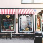 Modificación de fachada por el propietario de un local comercial en Comunidades de propietarios