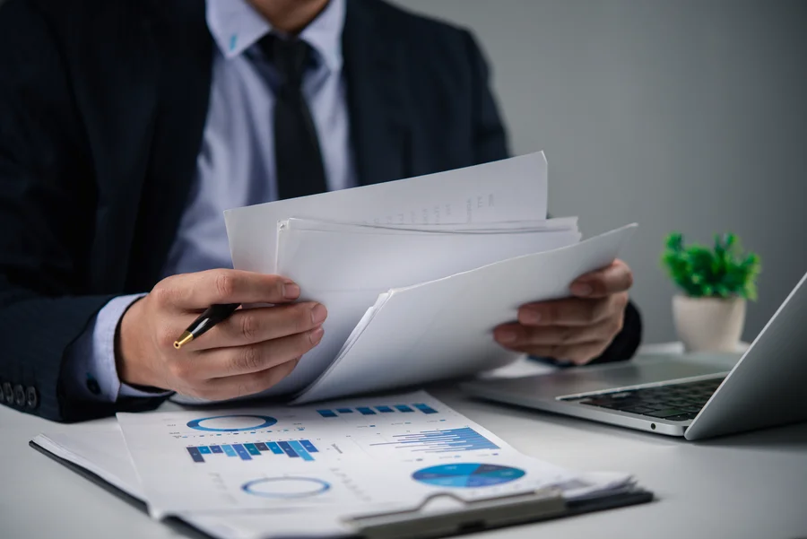 Cuando revisar un contrato mercantil | ramirezcasasabogados