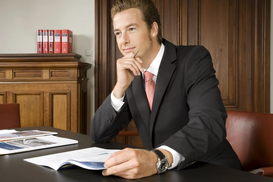 Cuando necesitas un abogado de derecho mercantil | ramirezcasasabogados